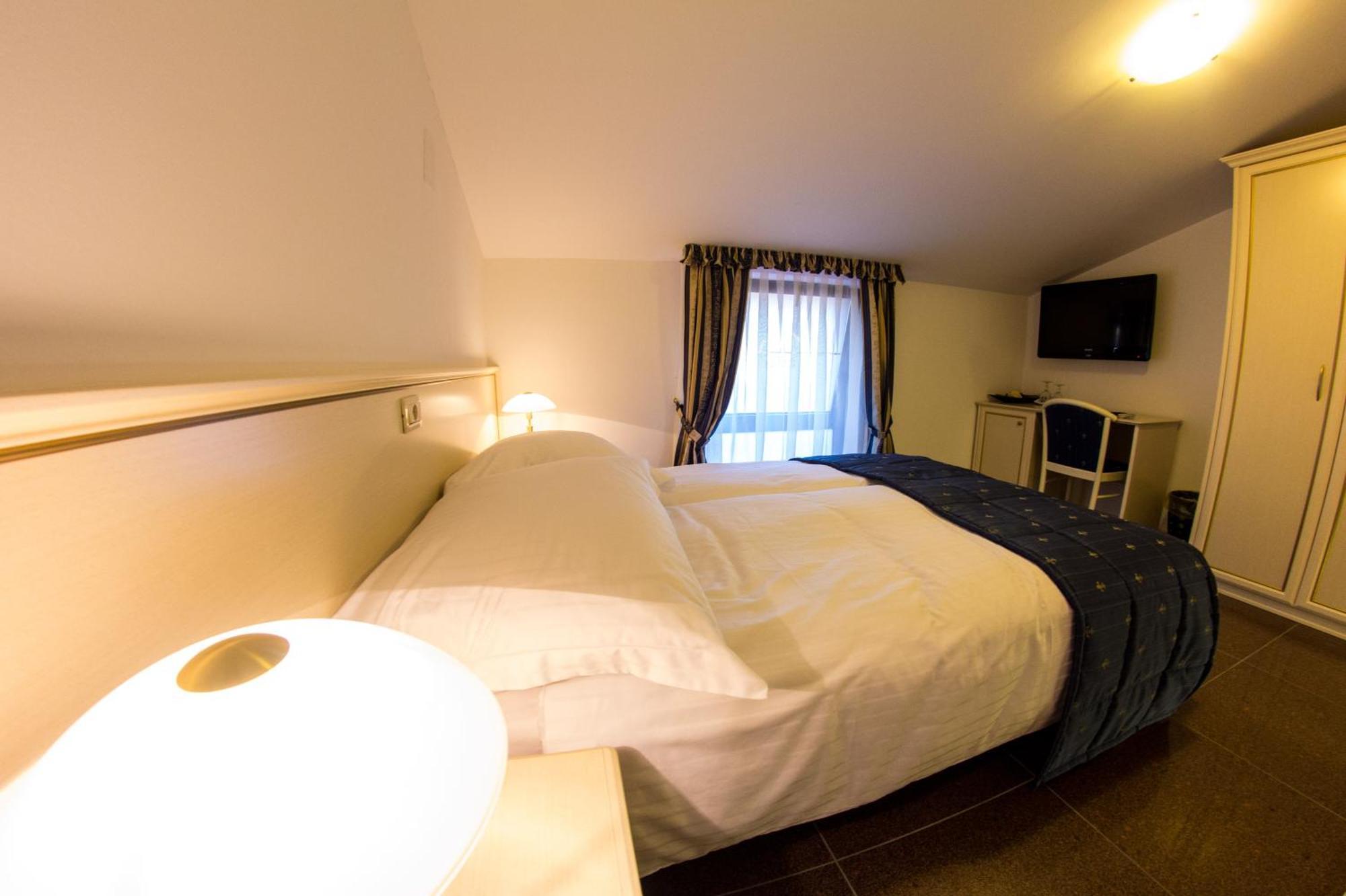 Guest House Sterk Nova Gorica Buitenkant foto